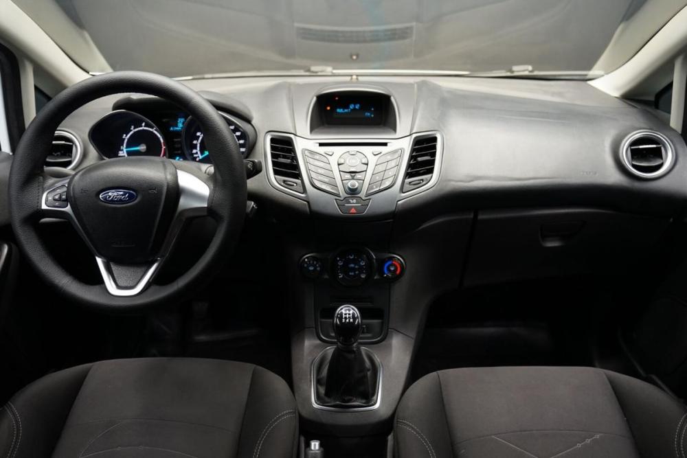 Ford Fiesta Mk6 Рестайлинг Крым  - изображение 17