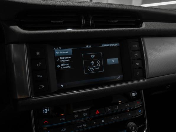 Jaguar XF II с пробегом 2016 года, цена 2 095 000 рублей, 107441 км, седан, Автокод Объявления