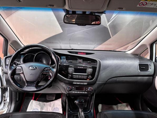 Kia Ceed II с пробегом 2013 года, цена 1 130 000 рублей, 170065 км, хэтчбек, Автокод Объявления