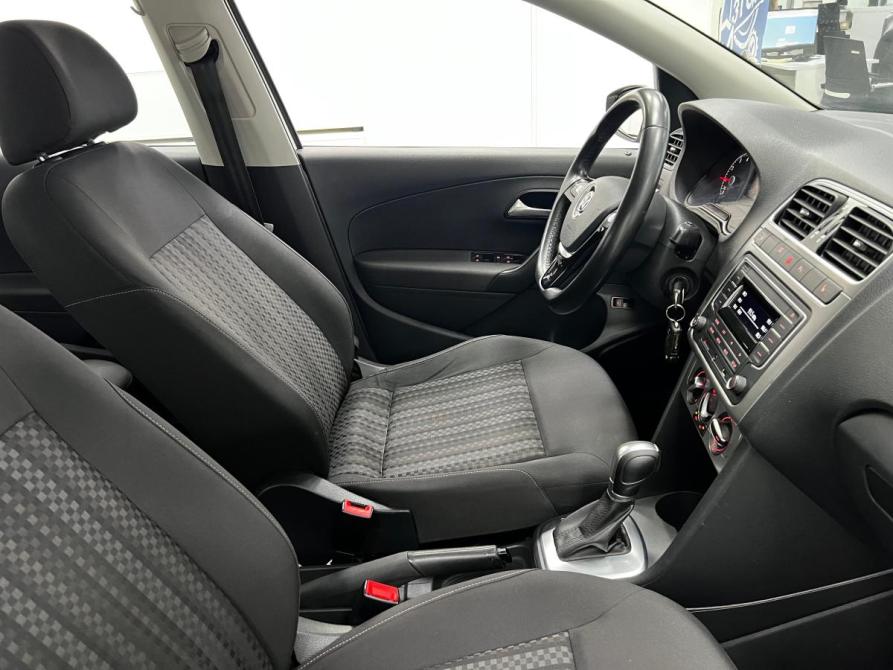 Volkswagen Polo V Рестайлинг Казань  - изображение 13