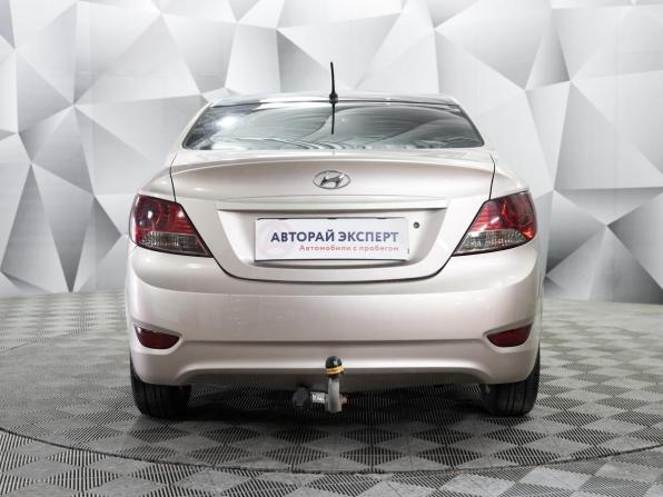 Hyundai Solaris I с пробегом 2013 года, цена 635 000 рублей, 189000 км, седан, Автокод Объявления