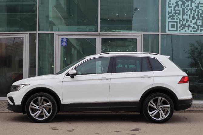 Volkswagen Tiguan II Рестайлинг с пробегом 2021 года, цена 3 090 000 рублей, 100224 км, внедорожник, Автокод Объявления