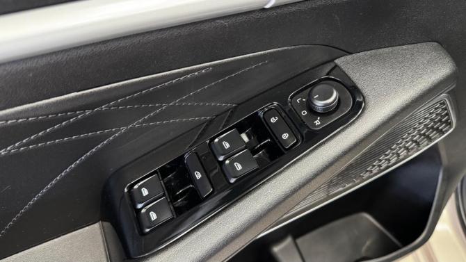 Geely Emgrand II с пробегом 2023 года, цена 1 619 000 рублей, 40000 км, седан, Автокод Объявления