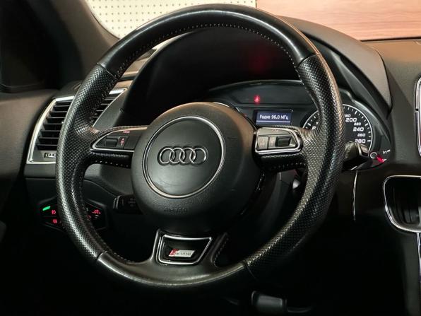 Audi Q5 I (8R) Рестайлинг с пробегом 2014 года, цена 2 299 900 рублей, 178696 км, внедорожник, Автокод Объявления