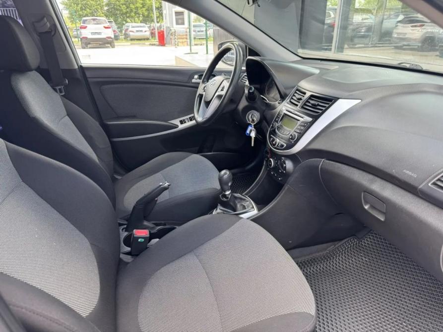 Hyundai Solaris I Новосибирск  - изображение 10