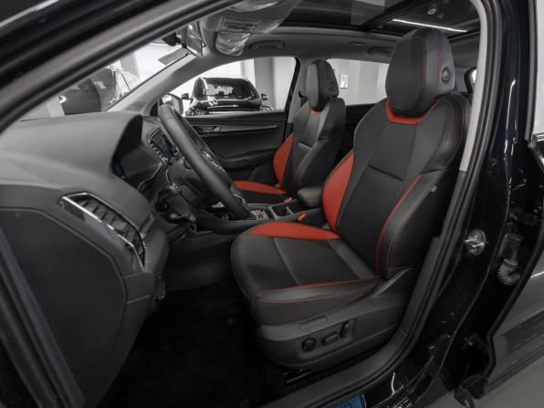 Skoda Karoq I с пробегом 2025 года, цена 3 450 000 рублей, 25 км, внедорожник, Автокод Объявления
