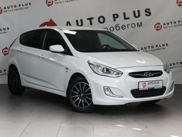 Hyundai Solaris I с пробегом 2014 года, цена 795 000 рублей, 189900 км, хэтчбек, Автокод Объявления