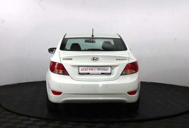 Hyundai Solaris I с пробегом 2012 года, цена 920 000 рублей, 80121 км, седан, Автокод Объявления