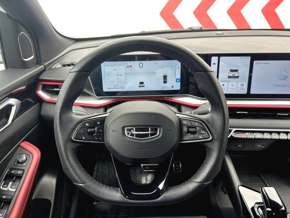 Geely Coolray I Рестайлинг с пробегом 2024 года, цена 2 270 000 рублей, 16000 км, внедорожник, Автокод Объявления