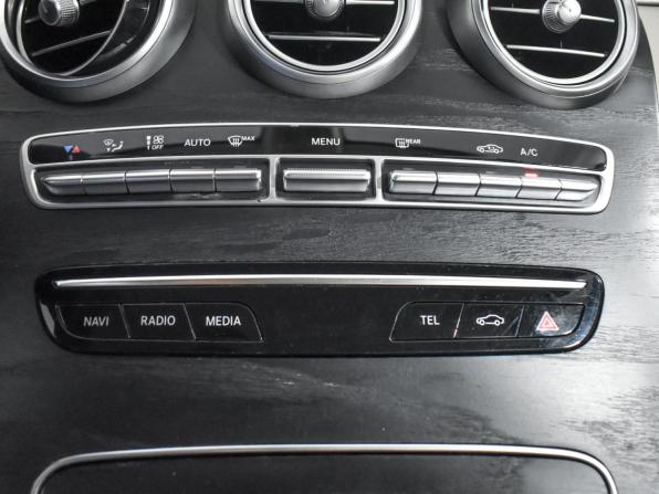 Mercedes-Benz C-Класс IV (W205) Рестайлинг с пробегом 2018 года, цена 2 897 630 рублей, 63003 км, седан, Автокод Объявления