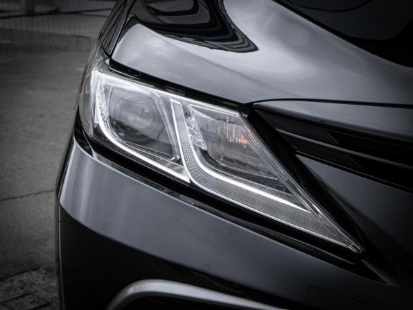 Toyota Camry VIII (XV70) Рестайлинг с пробегом 2021 года, цена 2 630 000 рублей, 78068 км, седан, Автокод Объявления