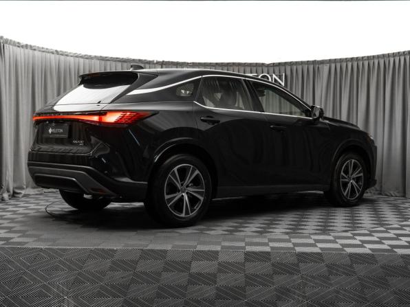 Lexus RX V с пробегом 2026 года, цена 8 400 000 рублей, 100 км, внедорожник, Автокод Объявления