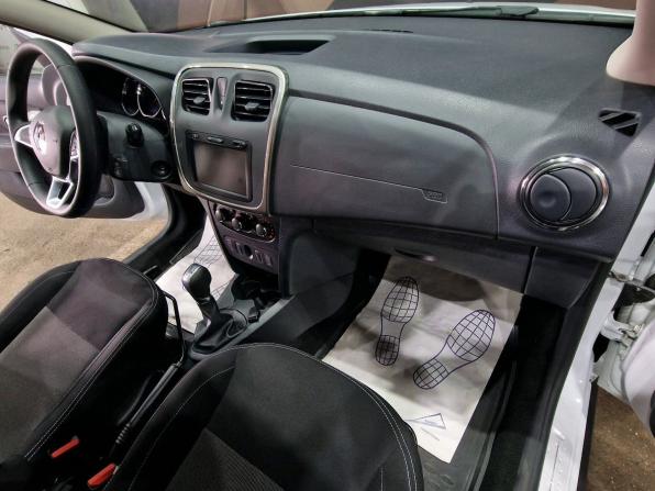 Renault Sandero II Рестайлинг с пробегом 2022 года, цена 1 470 000 рублей, 36083 км, хэтчбек, Автокод Объявления