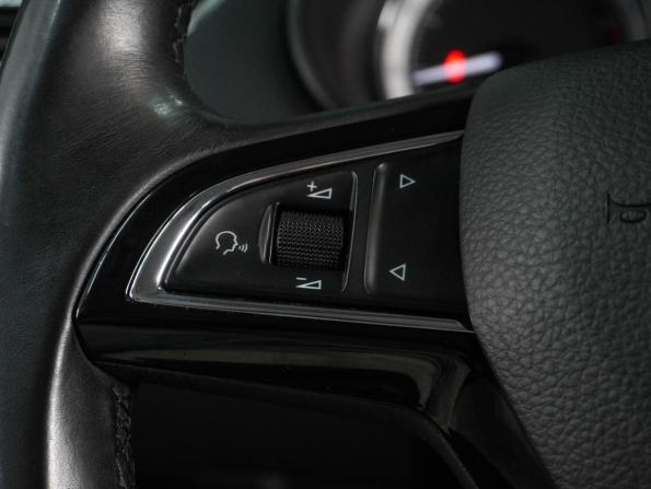 Skoda Octavia III (A7) Рестайлинг с пробегом 2017 года, цена 1 874 000 рублей, 141328 км, лифтбек, Автокод Объявления