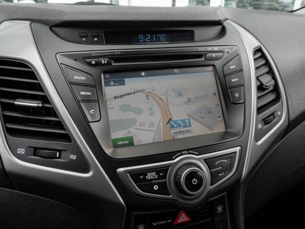 Hyundai Elantra VI (AD) с пробегом 2015 года, цена 1 260 000 рублей, 160200 км, седан, Автокод Объявления
