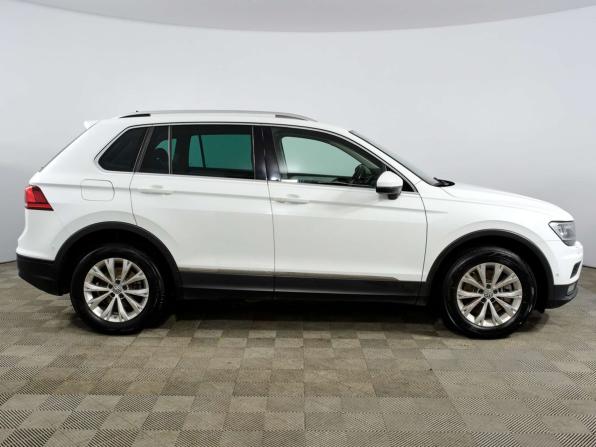 Volkswagen Tiguan II с пробегом 2018 года, цена 2 222 222 рубля, 146628 км, внедорожник, Автокод Объявления