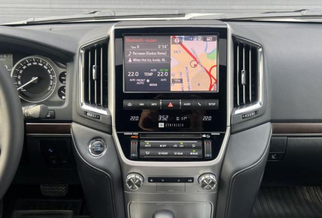 Toyota Land Cruiser 200 Series Рестайлинг 2 с пробегом 2020 года, цена 8 690 000 рублей, 86370 км, внедорожник, Автокод Объявления