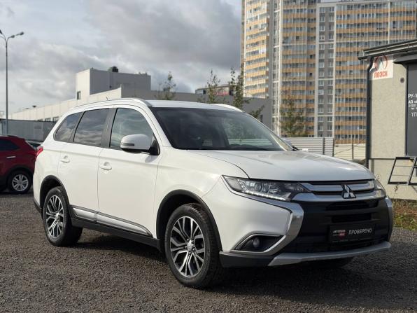 Mitsubishi Outlander III Рестайлинг 2 с пробегом 2015 года, цена 1 295 000 рублей, 275000 км, внедорожник, Автокод Объявления