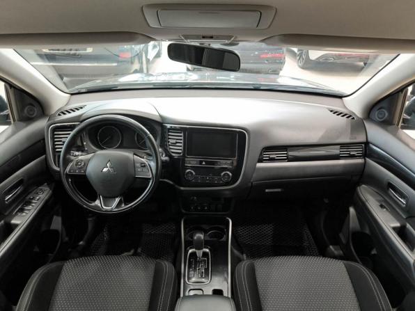 Mitsubishi Outlander III Рестайлинг 3 с пробегом 2019 года, цена 2 400 000 рублей, 114720 км, внедорожник, Автокод Объявления
