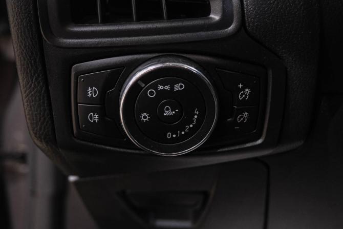 Ford Focus III с пробегом 2011 года, цена 779 000 рублей, 302000 км, седан, Автокод Объявления