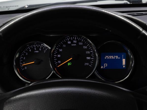 Renault Duster I Рестайлинг с пробегом 2017 года, цена 949 000 рублей, 259927 км, внедорожник, Автокод Объявления