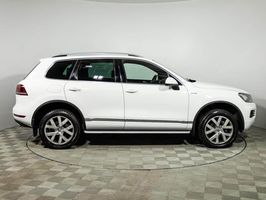 Volkswagen Touareg II Санкт-Петербург  - изображение 4
