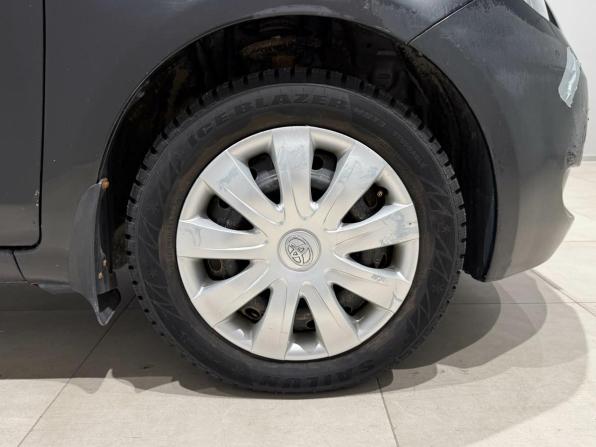 Toyota Yaris II с пробегом 2008 года, цена 550 493 рубля, 150424 км, хэтчбек, Автокод Объявления