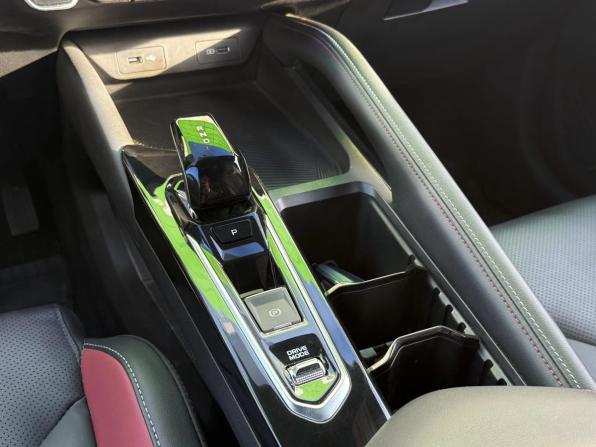 Geely Coolray I Рестайлинг с пробегом 2024 года, цена 2 260 000 рублей, 19996 км, внедорожник, Автокод Объявления