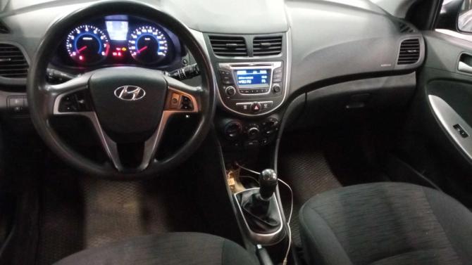 Hyundai Solaris I Рестайлинг с пробегом 2015 года, цена 665 000 рублей, 142830 км, хэтчбек, Автокод Объявления