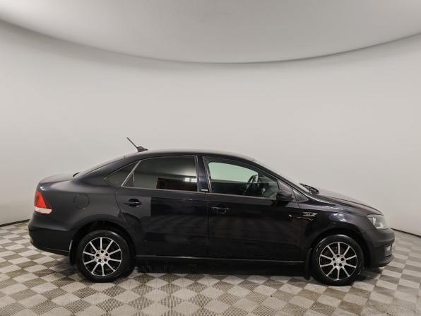 Volkswagen Polo V Рестайлинг с пробегом 2017 года, цена 1 049 000 рублей, 127154 км, седан, Автокод Объявления