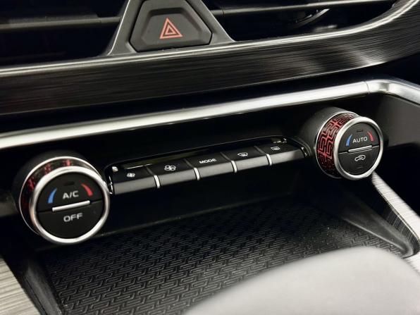 Geely Tugella I Рестайлинг с пробегом 2023 года, цена 3 254 000 рублей, 11320 км, внедорожник, Автокод Объявления