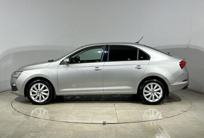 Skoda Rapid I Рестайлинг с пробегом 2020 года, цена 1 750 000 рублей, 61683 км, лифтбек, Автокод Объявления