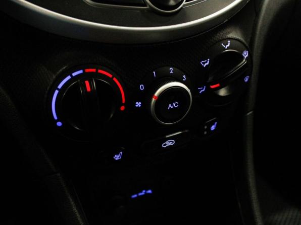 Hyundai Solaris I с пробегом 2013 года, цена 769 000 рублей, 158000 км, седан, Автокод Объявления