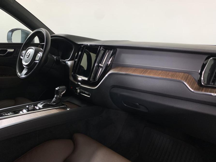 Volvo XC60 II Москва  - изображение 13