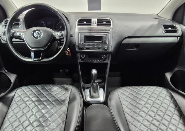 Volkswagen Polo V Рестайлинг с пробегом 2019 года, цена 1 396 000 рублей, 73000 км, седан, Автокод Объявления