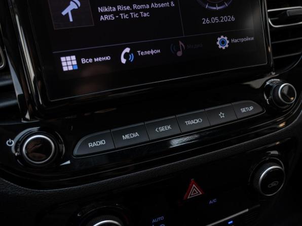 Hyundai Solaris II Рестайлинг с пробегом 2021 года, цена 1 620 000 рублей, 53340 км, седан, Автокод Объявления