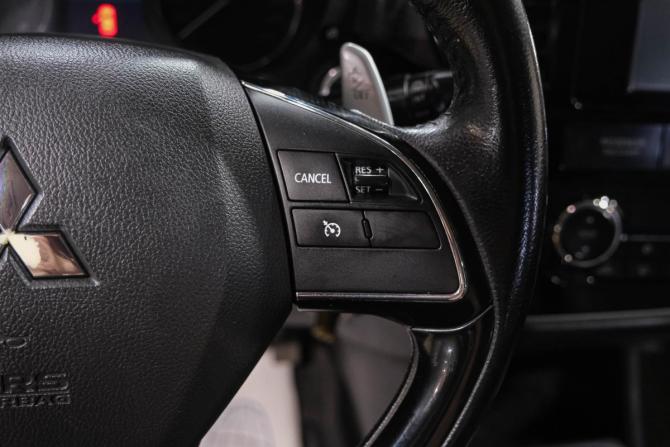 Mitsubishi Outlander III Рестайлинг 2 с пробегом 2015 года, цена 2 049 000 рублей, 166420 км, внедорожник, Автокод Объявления