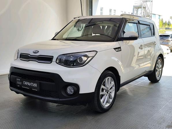 Kia Soul II Рестайлинг с пробегом 2018 года, цена 1 649 000 рублей, 88000 км, хэтчбек, Автокод Объявления