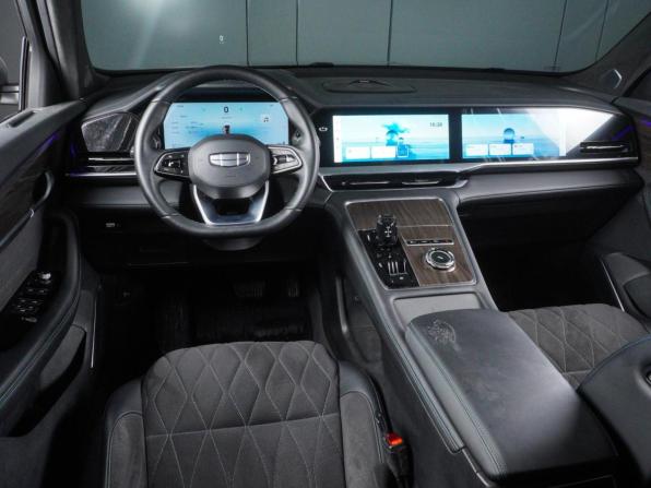 Geely Monjaro I Рестайлинг (China Market) с пробегом 2025 года, цена 3 490 000 рублей, 38352 км, внедорожник, Автокод Объявления