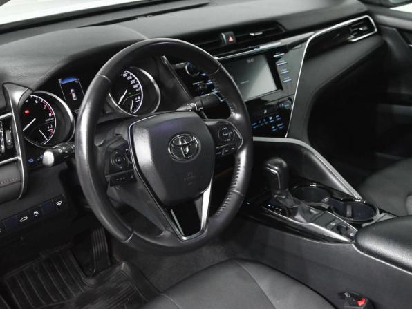 Toyota Camry VIII (XV70) с пробегом 2018 года, цена 2 650 000 рублей, 102503 км, седан, Автокод Объявления