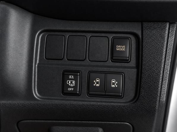 Nissan Serena V (C27) с пробегом 2018 года, цена 2 539 000 рублей, 199182 км, минивэн, Автокод Объявления