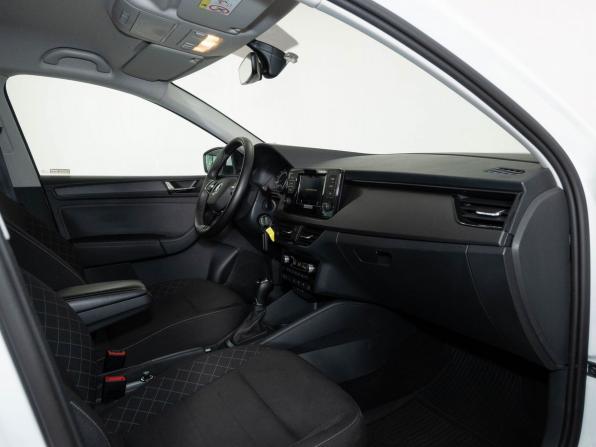 Skoda Rapid II с пробегом 2022 года, цена 1 760 000 рублей, 58379 км, лифтбек, Автокод Объявления