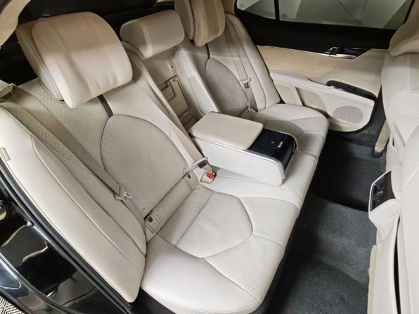 Toyota Camry VIII (XV70) Рестайлинг с пробегом 2021 года, цена 2 895 000 рублей, 114898 км, седан, Автокод Объявления