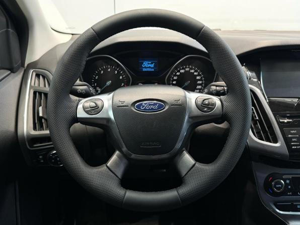 Ford Focus III с пробегом 2013 года, цена 970 000 рублей, 154733 км, седан, Автокод Объявления