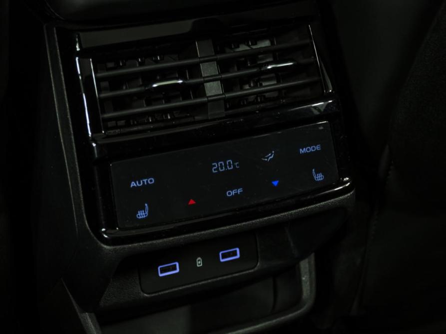 Geely Monjaro I Москва  - изображение 23