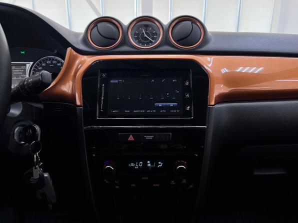 Suzuki Vitara II с пробегом 2017 года, цена 1 750 000 рублей, 78421 км, внедорожник, Автокод Объявления