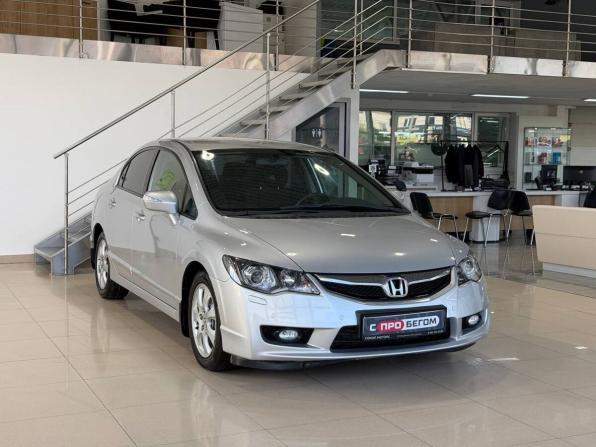 Honda Civic VIII Рестайлинг с пробегом 2010 года, цена 919 900 рублей, 230000 км, седан, Автокод Объявления