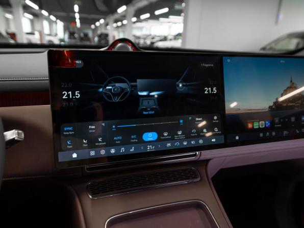Voyah Taishan X8 с пробегом 2026 года, цена 8 200 000 рублей, 68 км, внедорожник, Автокод Объявления