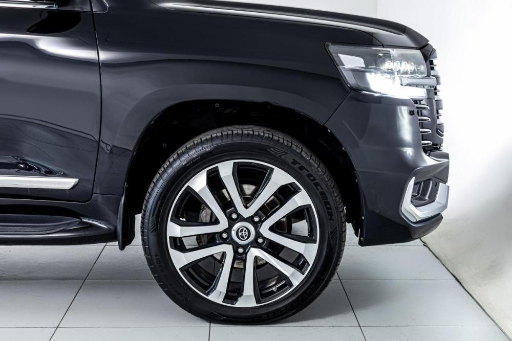 Toyota Land Cruiser 200 Series Рестайлинг 2 Казань  - изображение 7