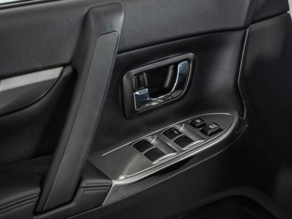 Mitsubishi Pajero IV Рестайлинг 2 с пробегом 2019 года, цена 3 350 000 рублей, 90000 км, внедорожник, Автокод Объявления